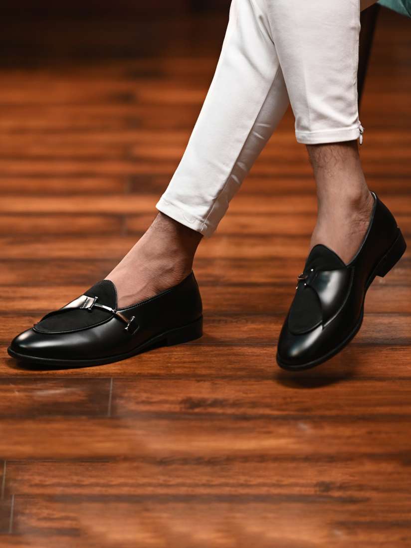 Round toe loafers hotsell