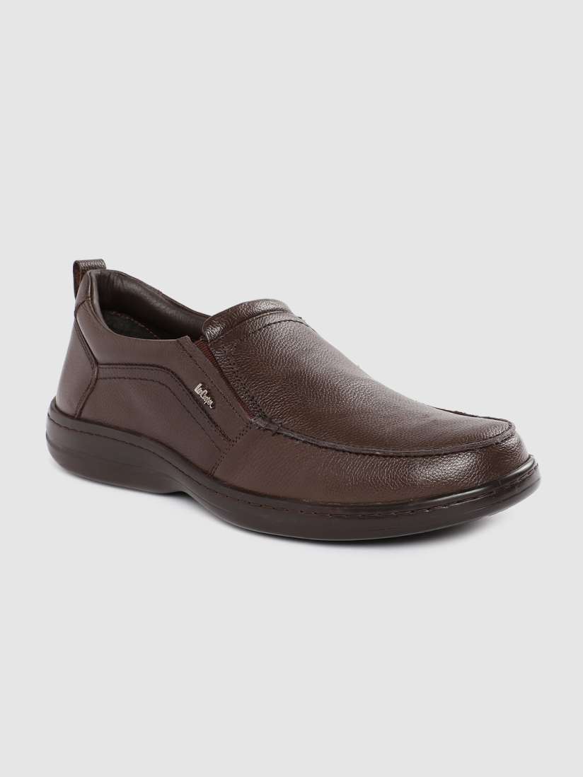 Myntra lee cooper deals