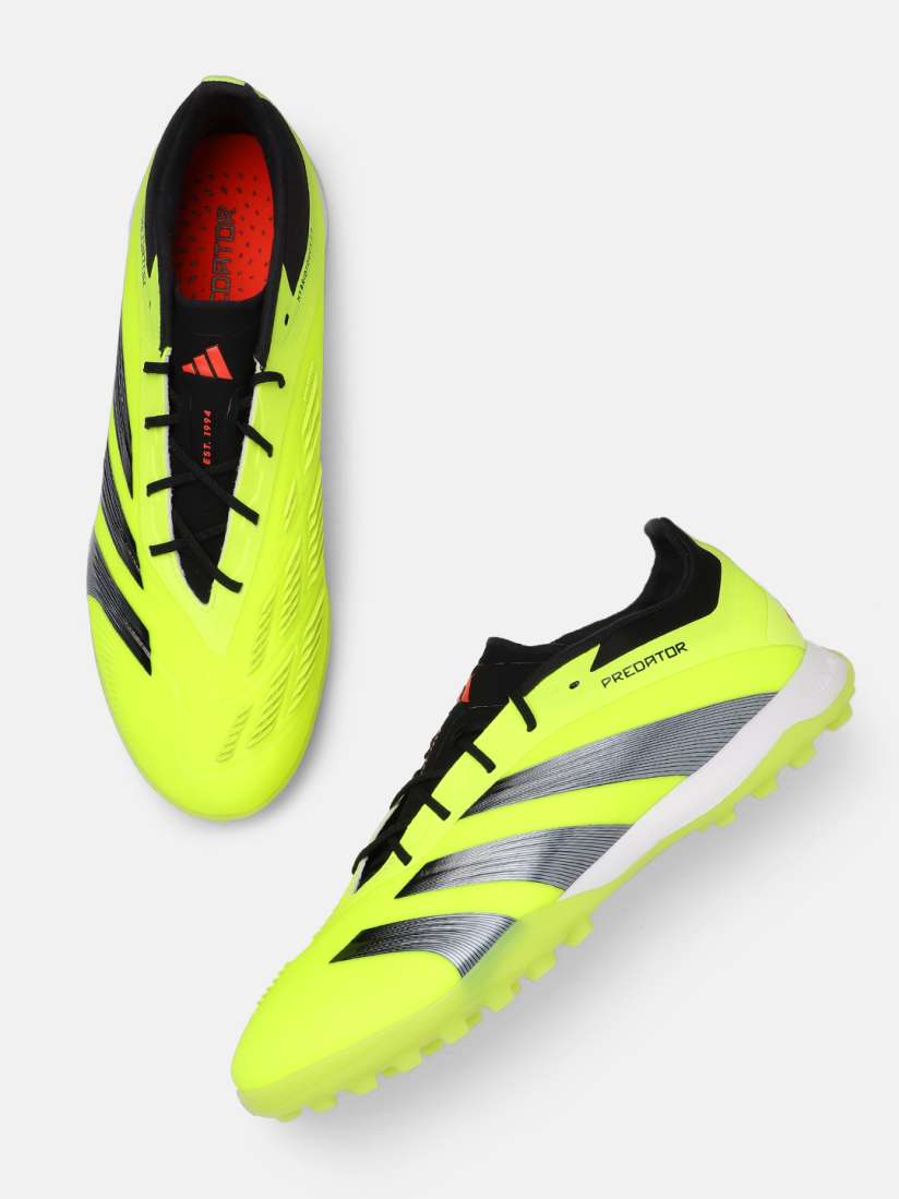 Football shoes myntra on sale