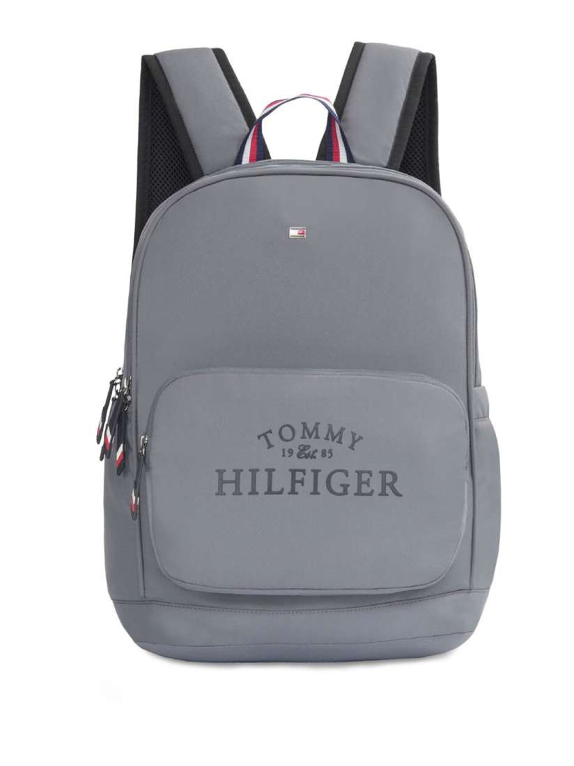 Tommy hilfiger backpack myntra hotsell