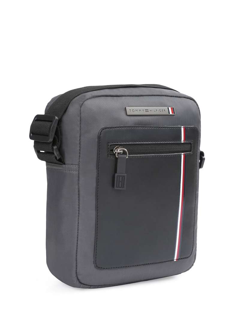 Tommy jeans structured crossbody discount