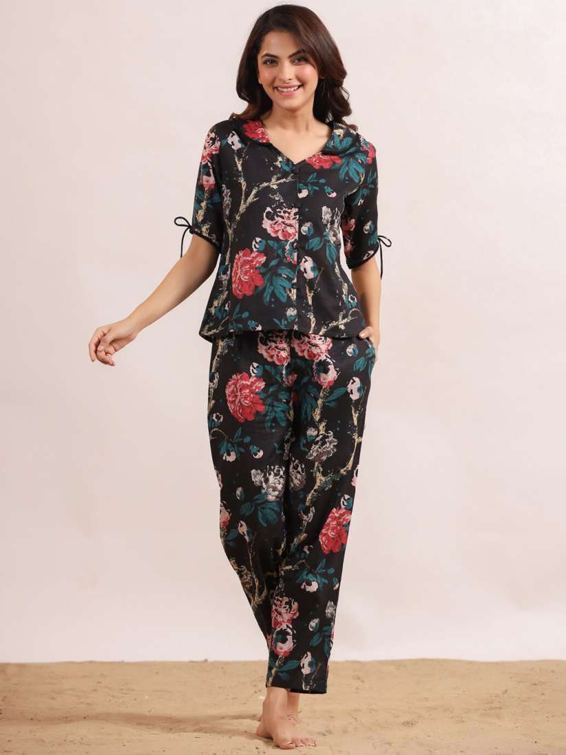 Pyjamas myntra clearance