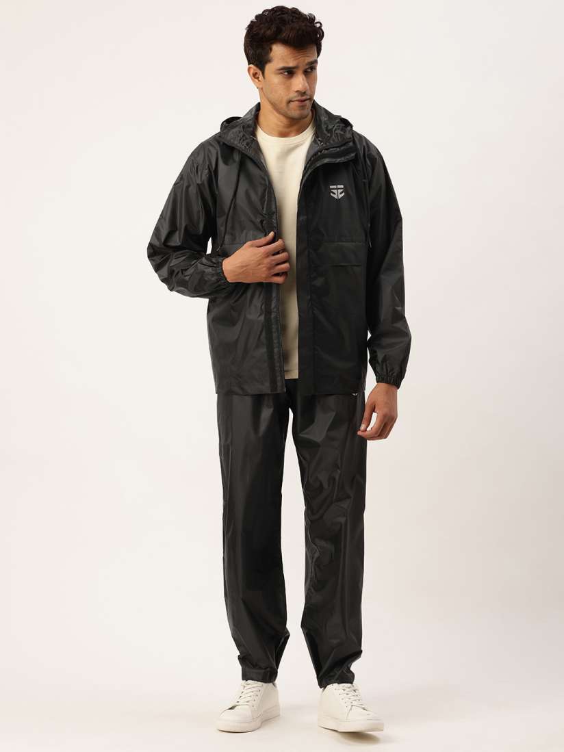 Rain wear for men shop