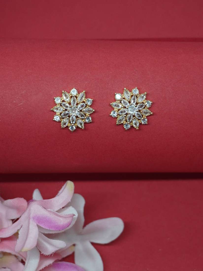Myntra stud earrings clearance