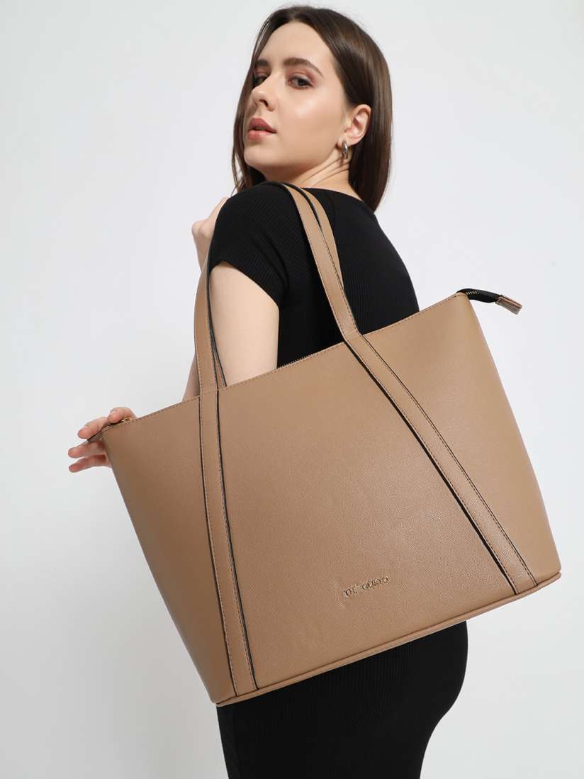 Myntra shopping bags top