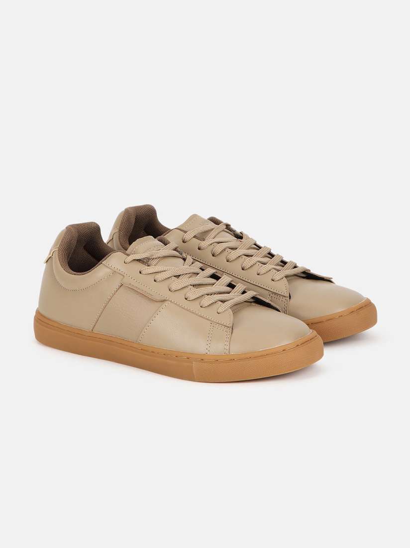 Benetton shoes myntra store