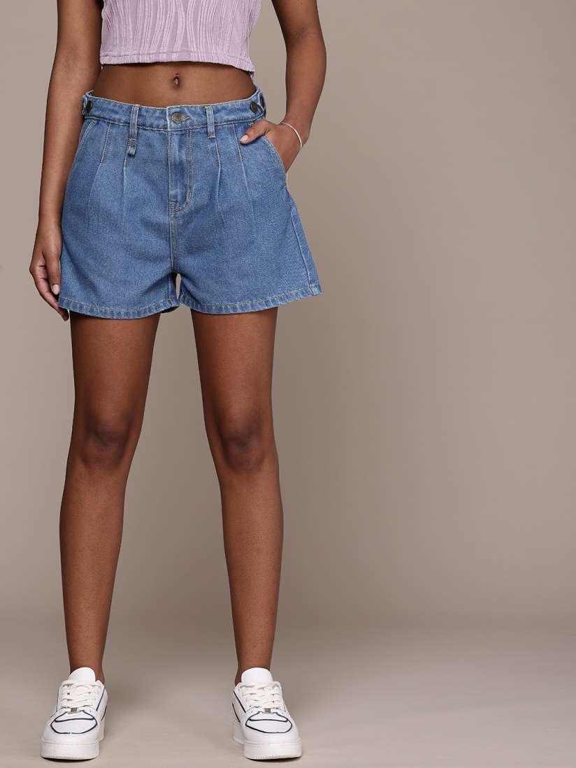 Women shorts myntra best sale
