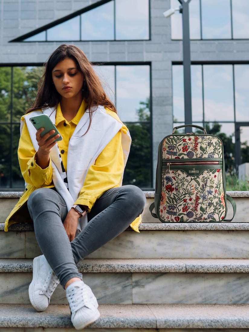 Stylish backpacks for girl myntra store