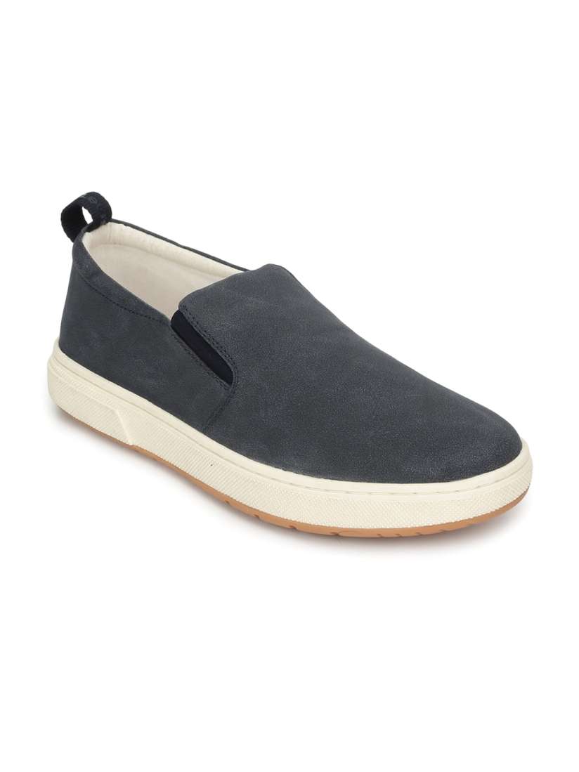 Buy Levis Men Round Toe Orthotic Friendly Slip On Sneakers Casual Shoes for Men 29443030 Myntra