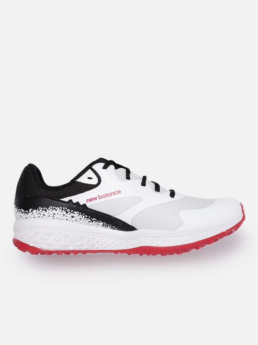 Buy New Balance DYNASOFT NITREL V5 Running Shoes Sports Shoes for Men 29534116 Myntra