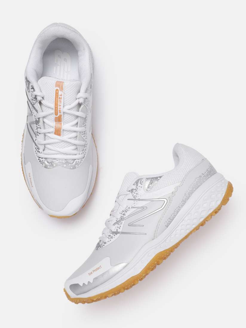 New balance shoes myntra new arrivals