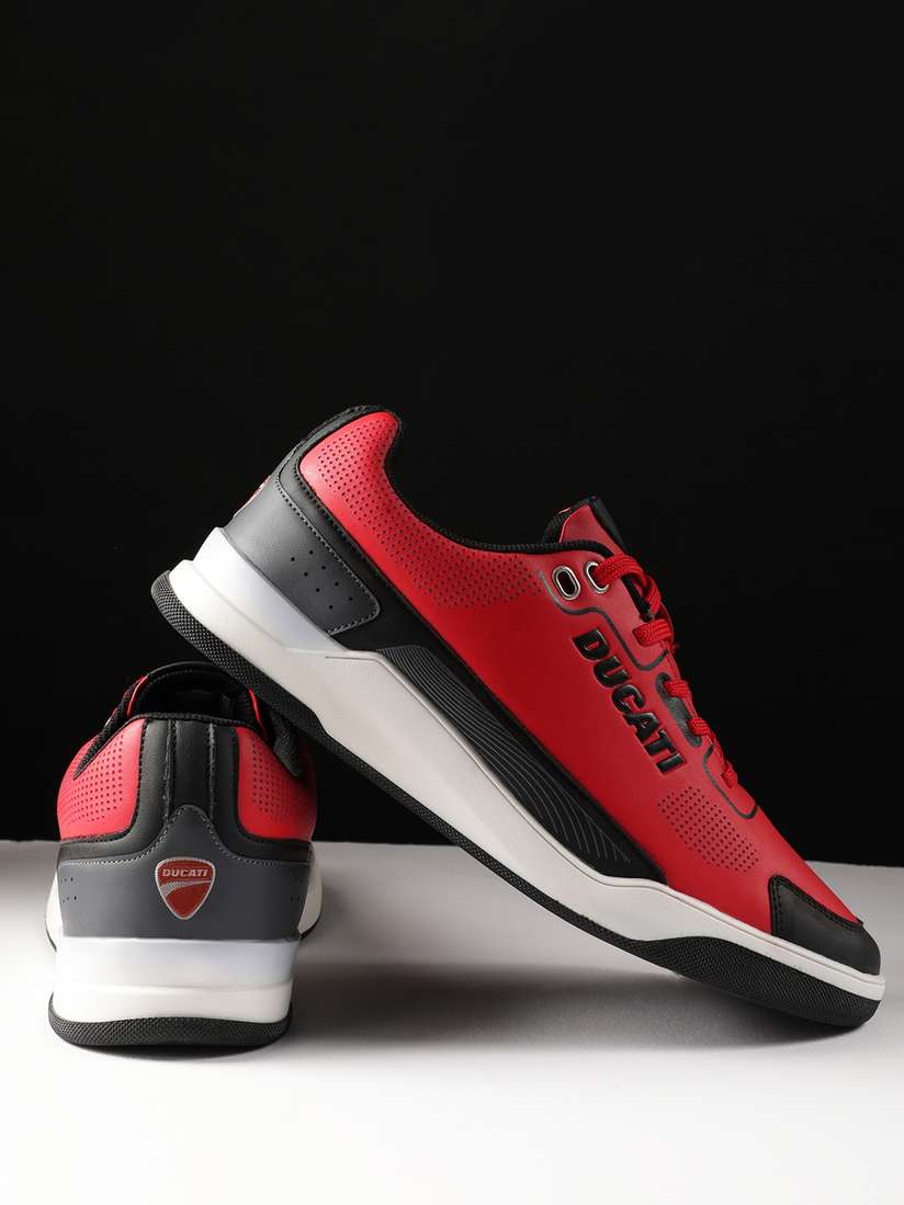 Ducati Shoes Flipkart Ducati Men Colourblocked Sneakers