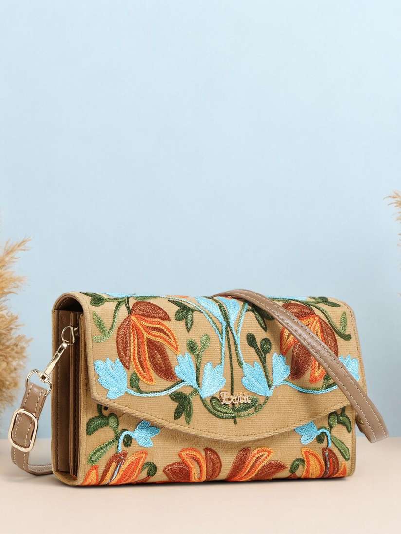 Clutch purse myntra shop