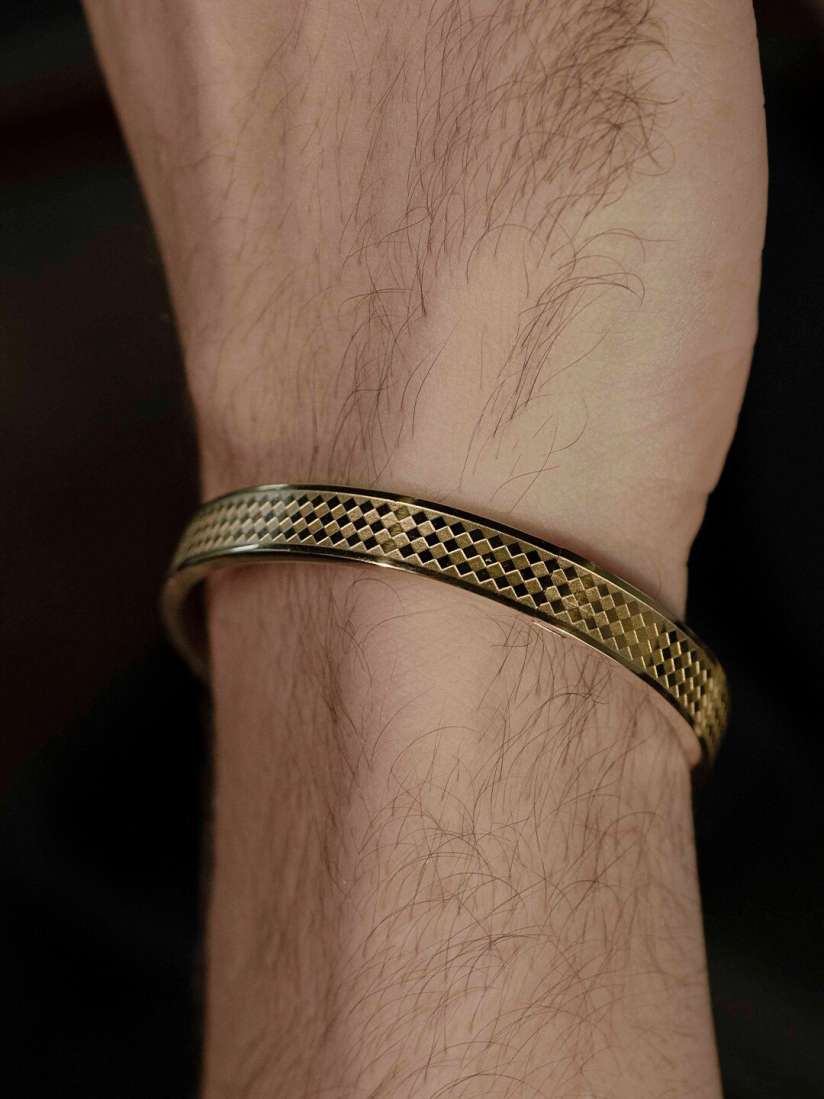 Gents kada bracelet sale