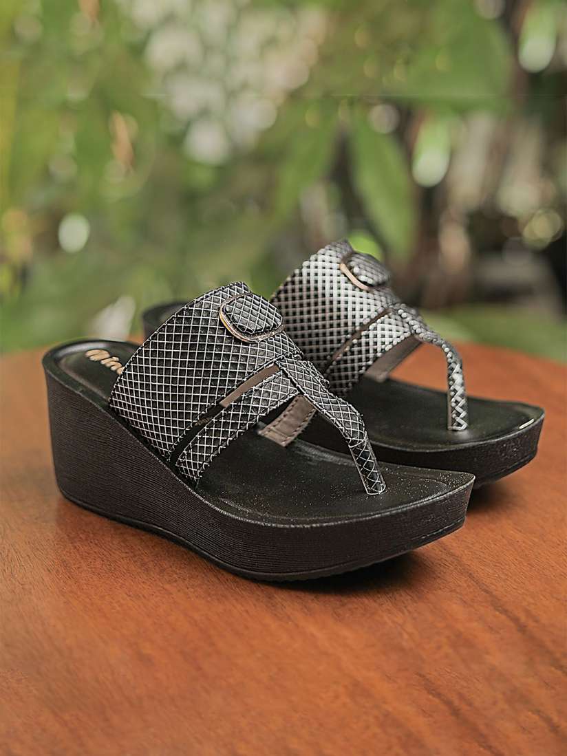 Buy Inblu Printed Wedge Sandals Heels for Women 29640134 Myntra