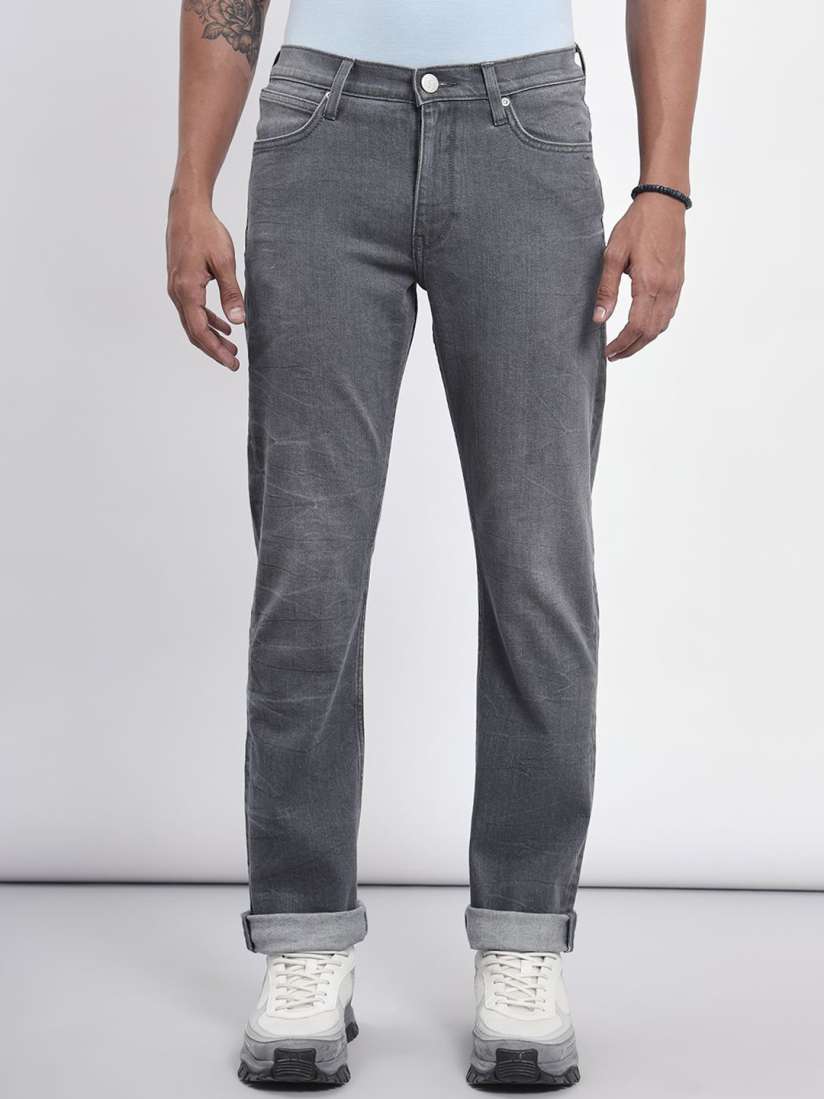 Buy Lee Classics Men Rodeo Straight Fit Clean Look Stretchable Jeans Jeans for Men 29735612 Myntra