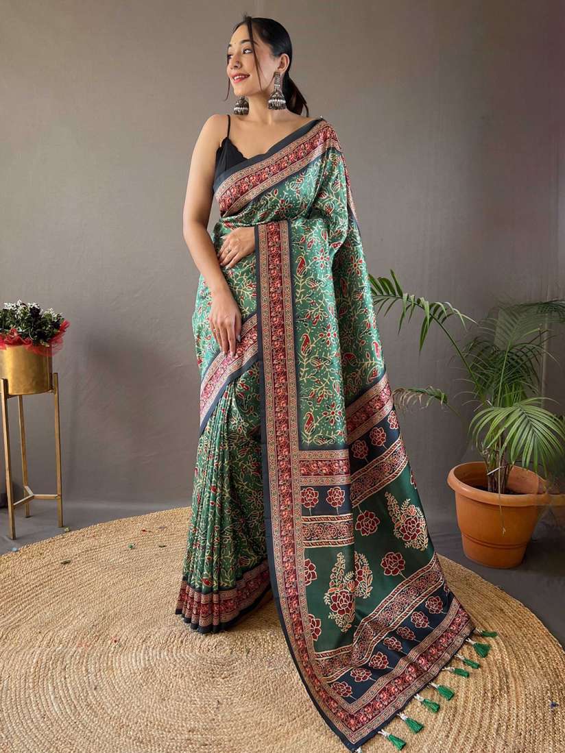 Buy Mitera Kalamkari Saree With Blouse Piece Sarees for Women 29798754 Myntra