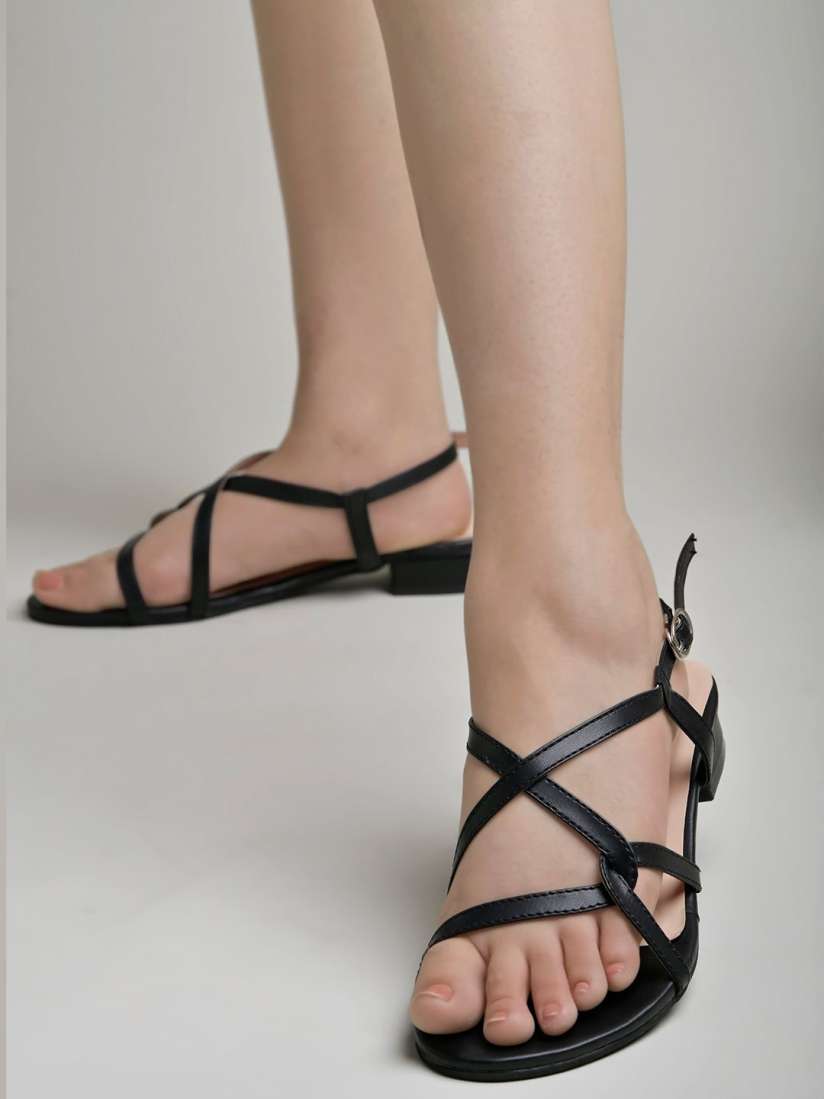 Flat sandals myntra sales