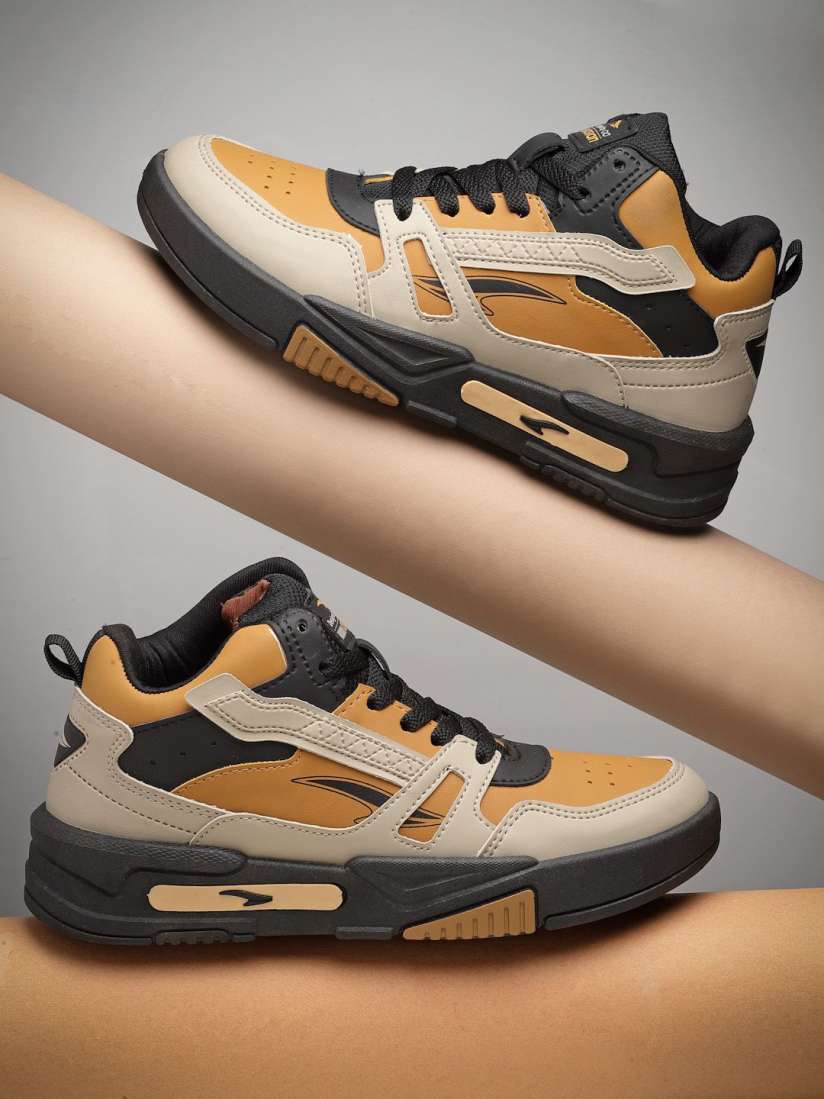 Trekking shoes myntra top