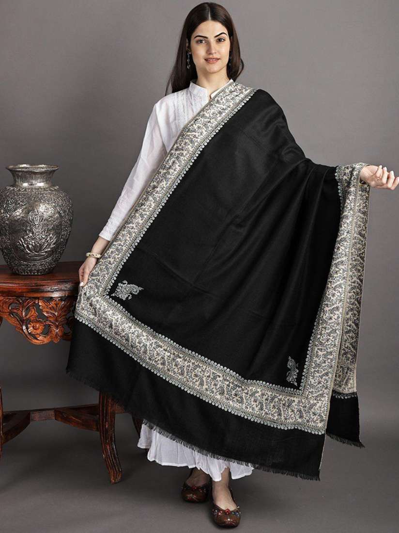 Kashmiri shawl myntra on sale