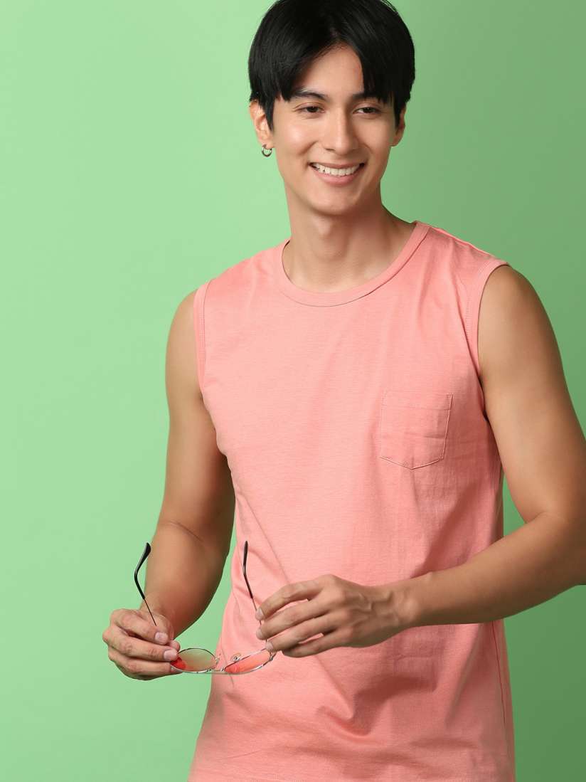 Men's sleeveless pocket t shirts clearance