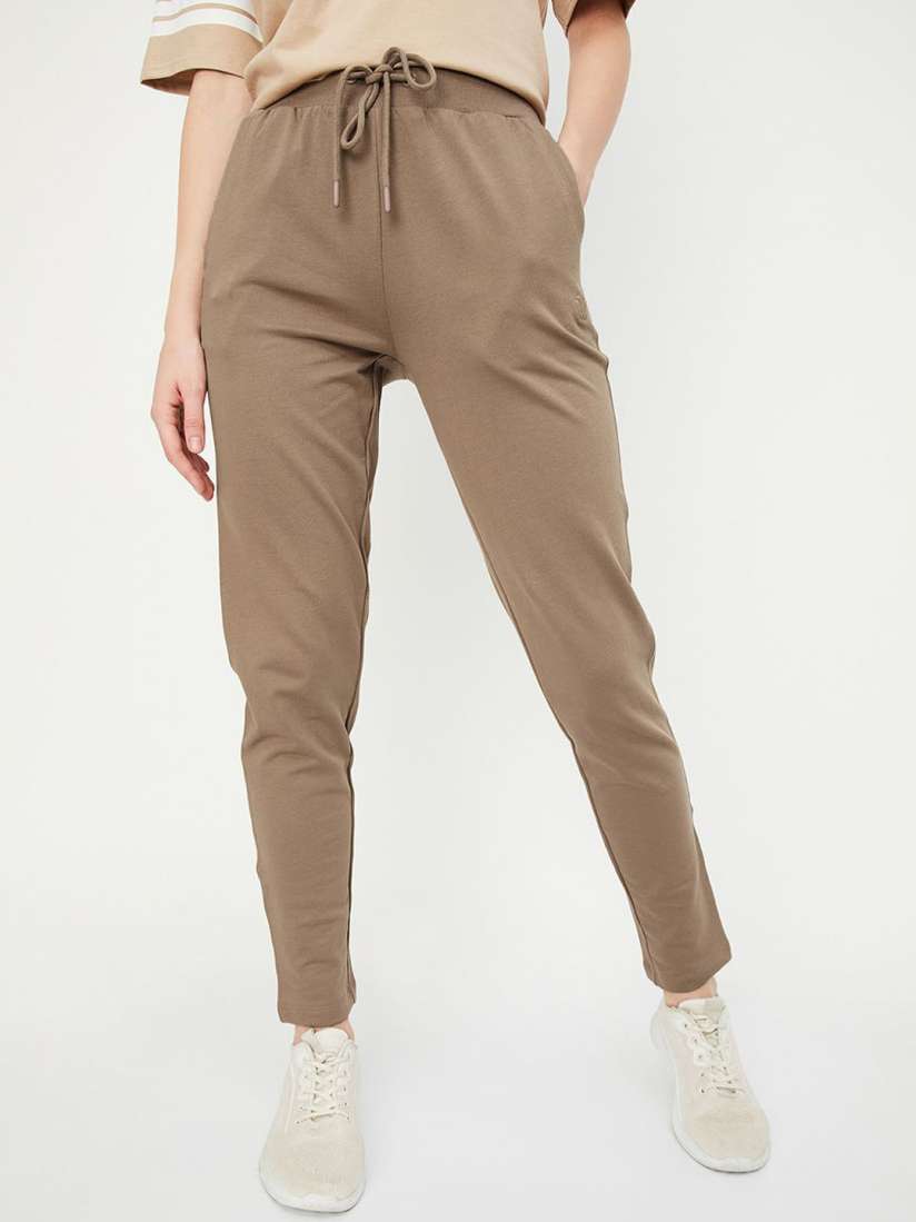 Track pants in max top