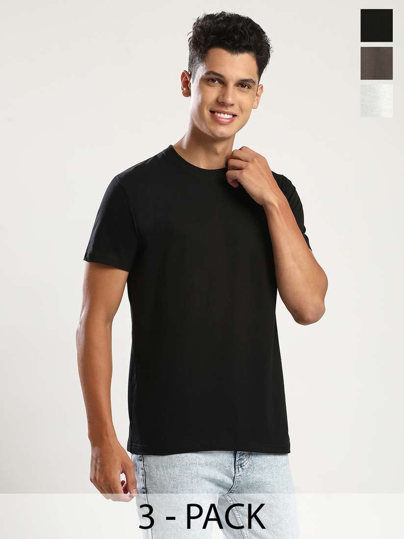 Buy THE DAILY OUTFITS Men Pure Cotton Bio Finish Pockets T-shirt