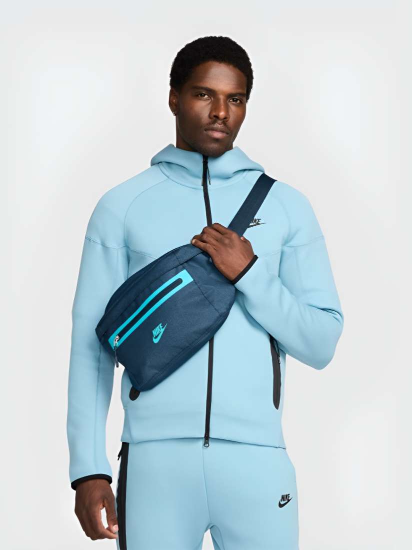 Nike hood waist bag new arrivals