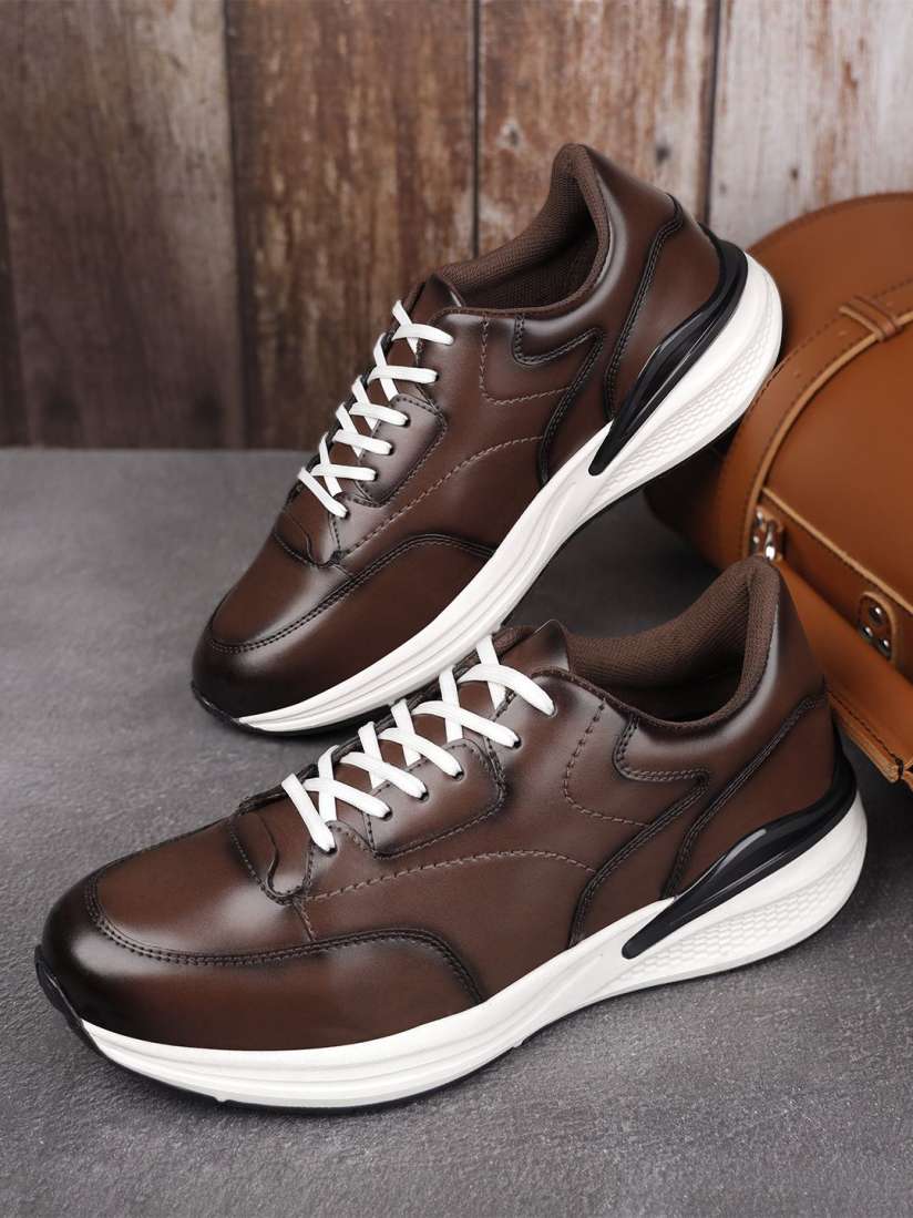 Cushioned casual shoes shop