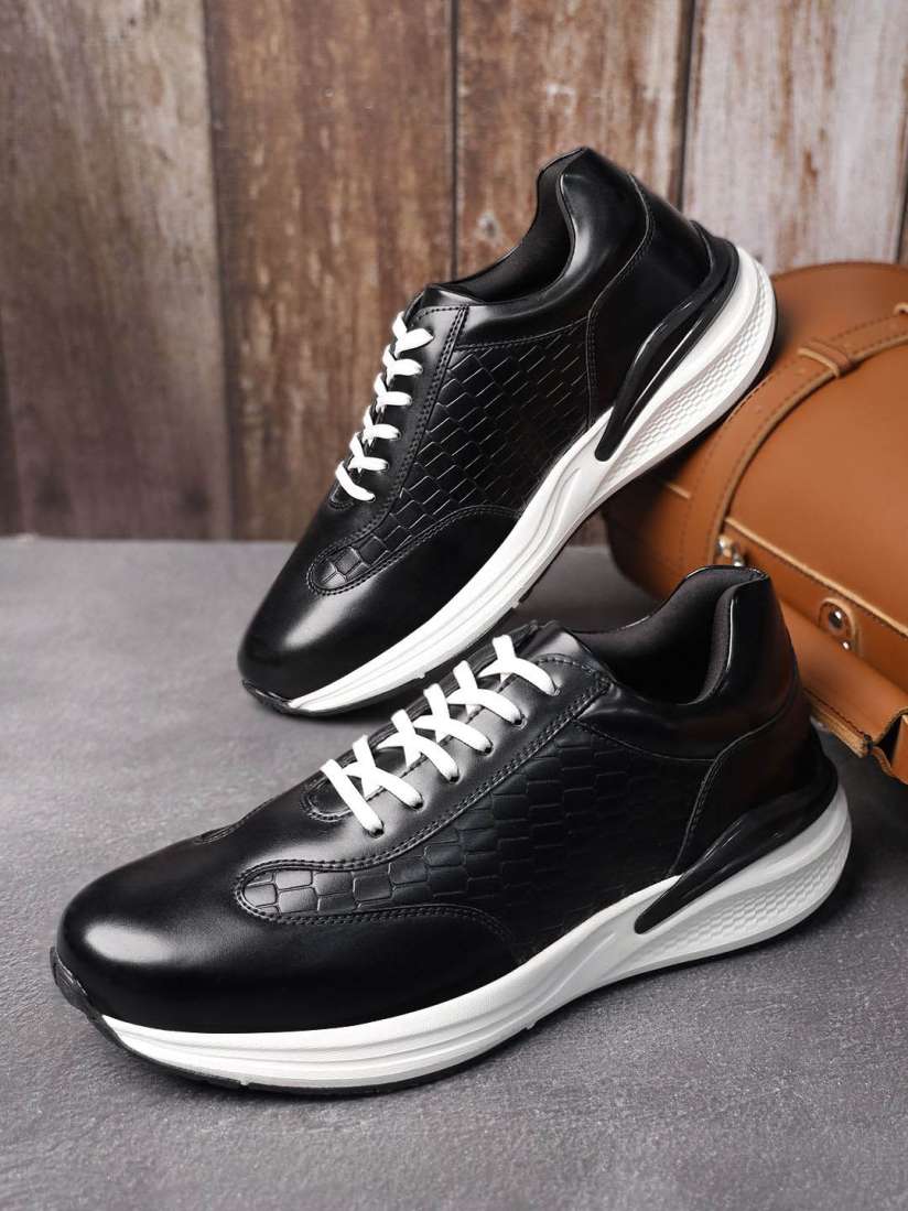 Cushioned casual shoes hot sale