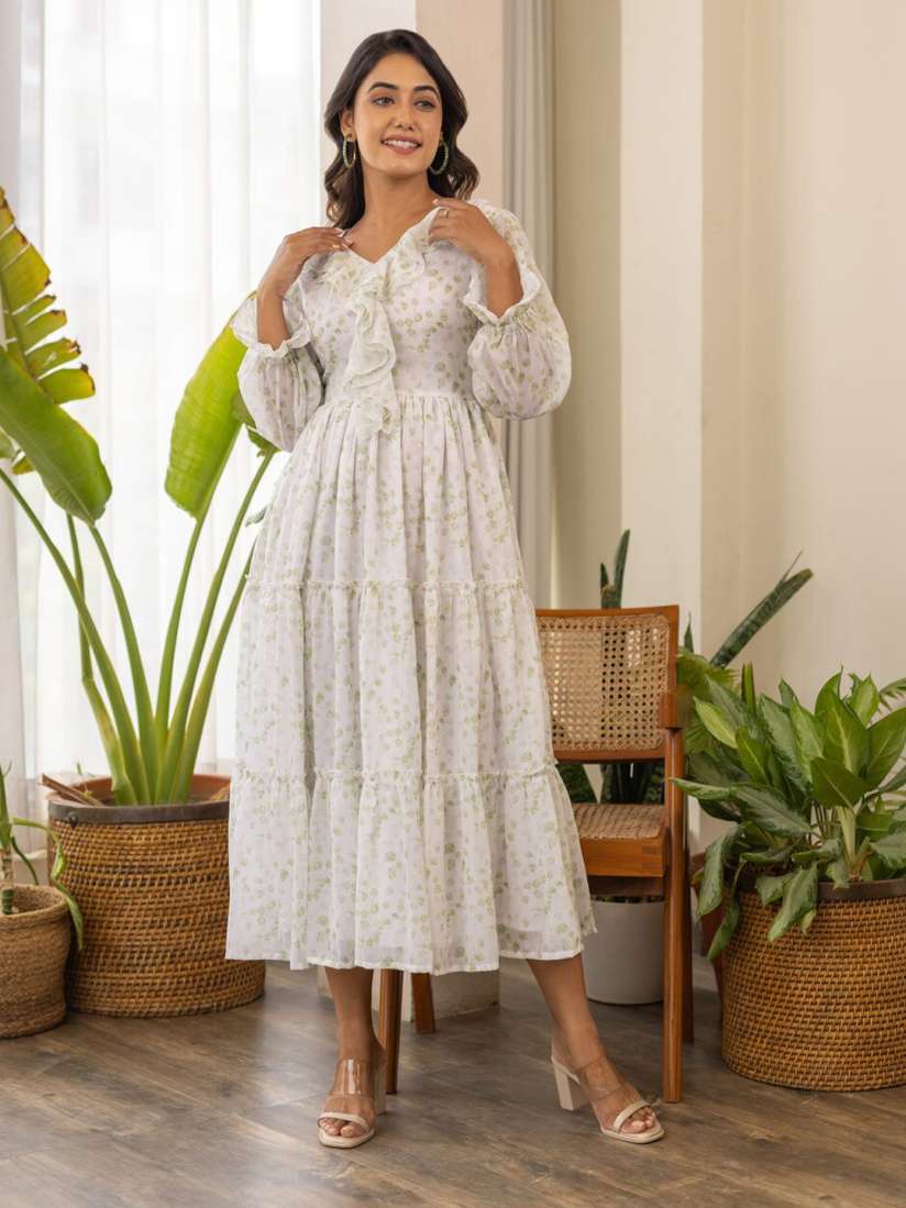 Buy Polago Clothing Floral Print Georgette Maxi Dress Dresses for Women 29896189 Myntra