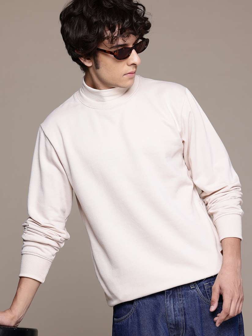 White high neck sweatshirt hotsell