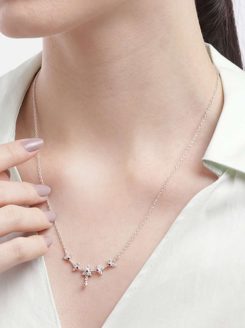 Myntra silver necklace clearance
