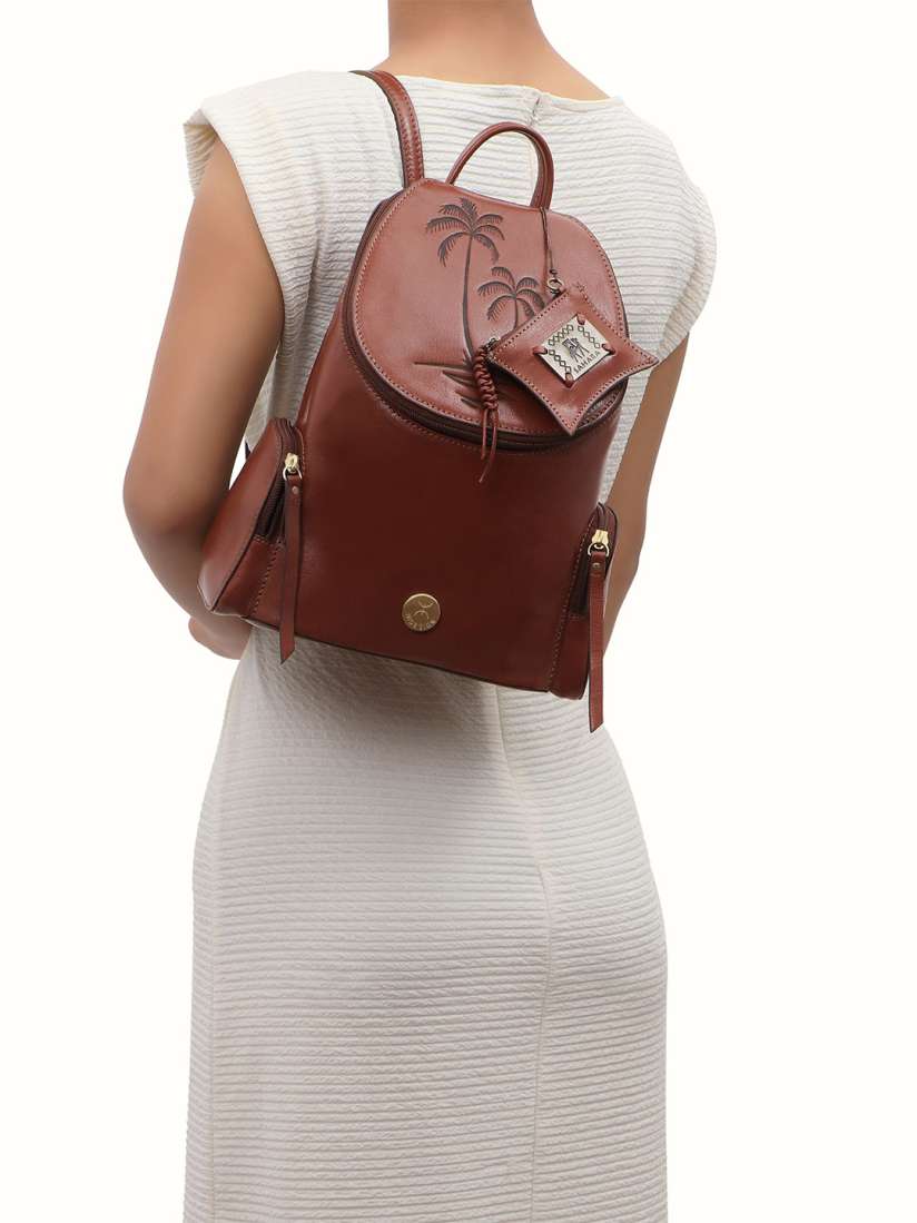 Stylish backpacks for girl myntra cheap