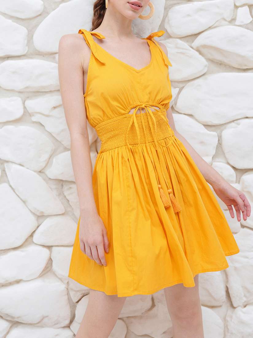 Waist flattering dresses on sale