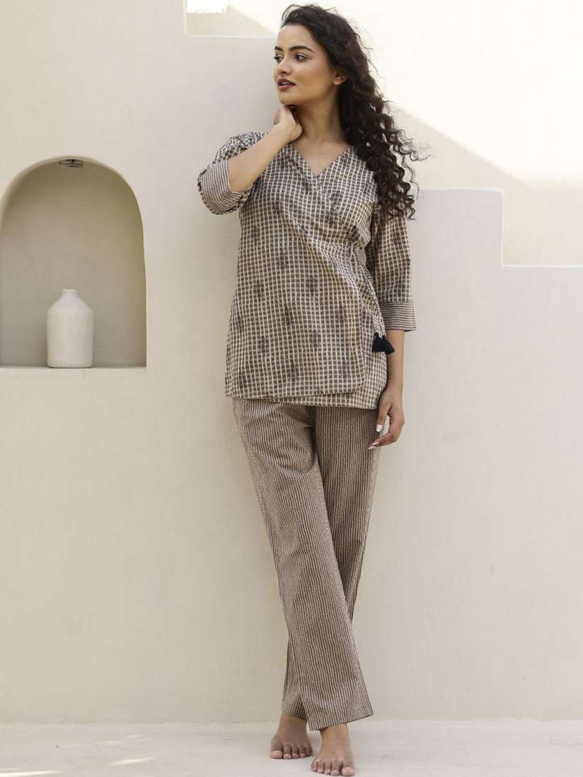 Cotton pyjamas for ladies myntra outlet