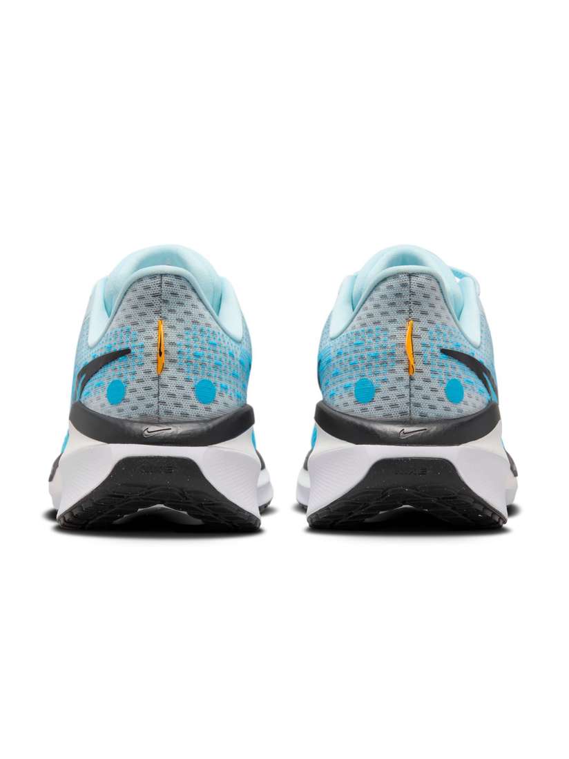 Buy Nike Vomero 17 Men s Leather Road Running Non Marking Shoes Sports Shoes for Men 29971974 Myntra