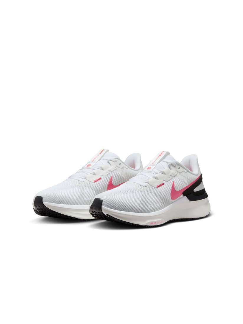 Nike sports shoes myntra deals