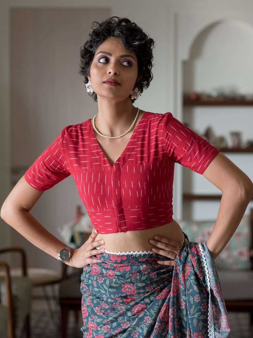 Short blouse saree sale