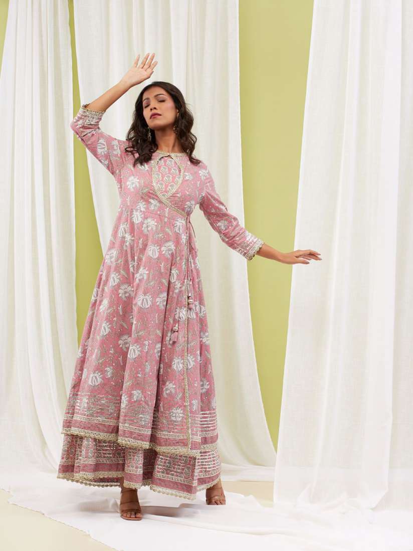 Meena bazaar ethnic wear shop