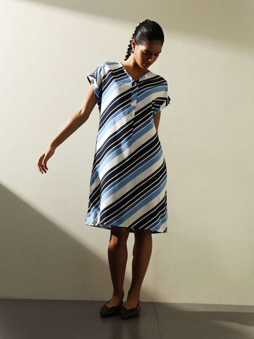 Short dresses on myntra sales