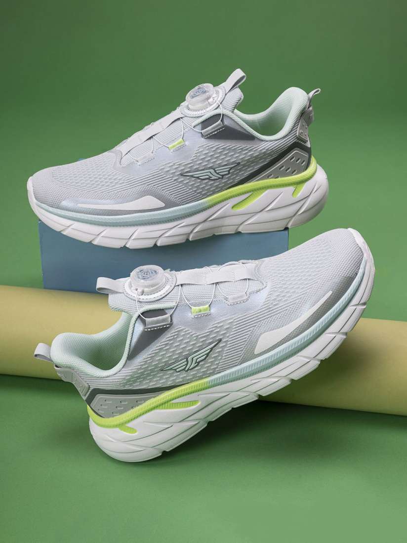 Red tape men's green running shoes best sale