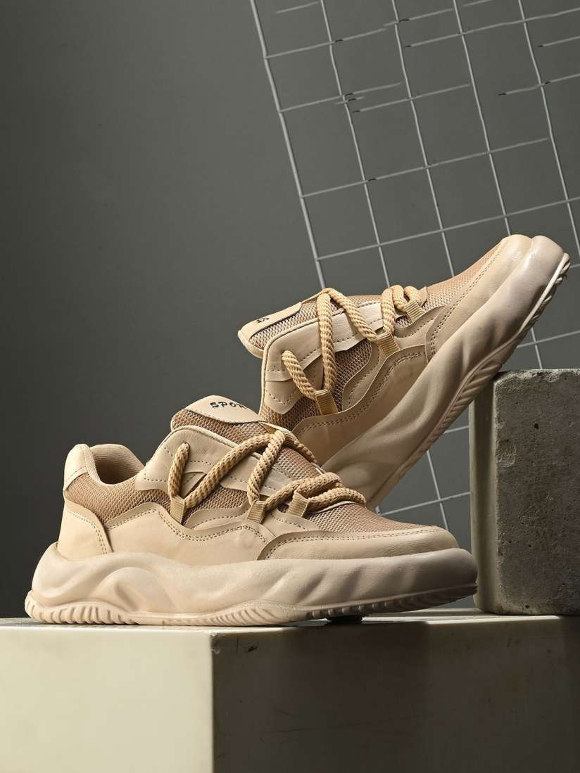 Amico casual shoes store