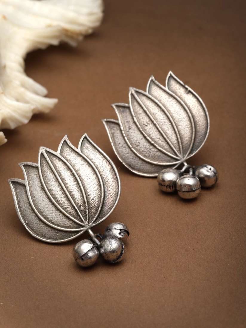 Myntra silver earrings on sale