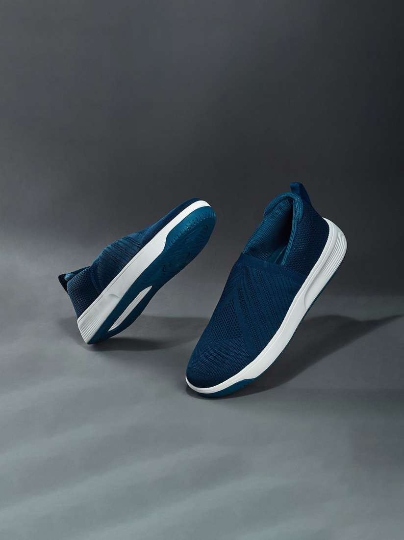 Duke textured slip on sneakers store
