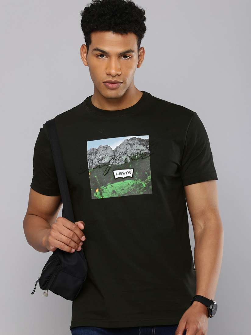 Myntra levis t shirt sale