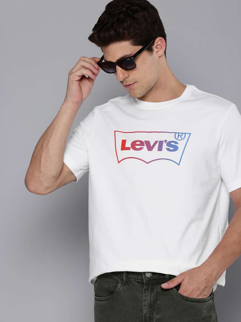 Levis t shirt myntra 2025