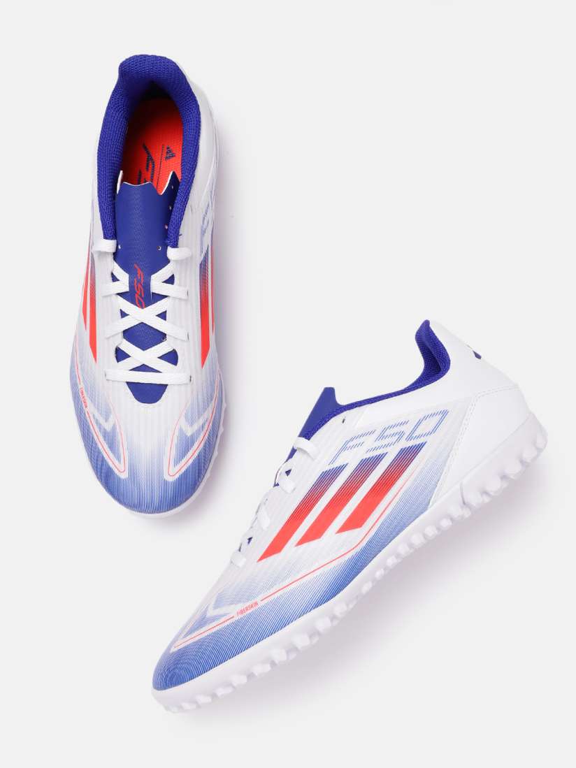 Where to buy football shoes discount