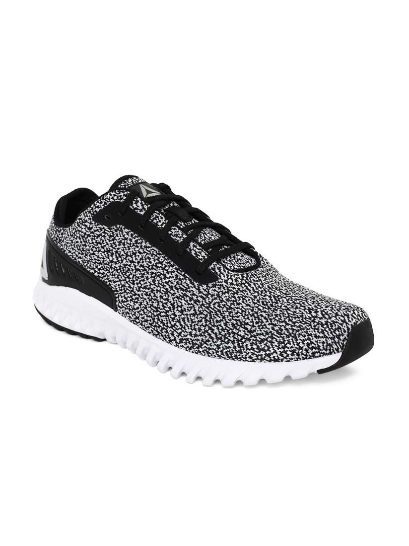 Buy Reebok Men Black White Wave Ride EX Running Shoes Sports Shoes for Men 3011249 Myntra