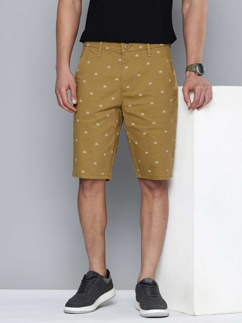 Buy Levis Men Conversational Printed Slim Fit Chino Shorts Shorts for Men 30114898 Myntra